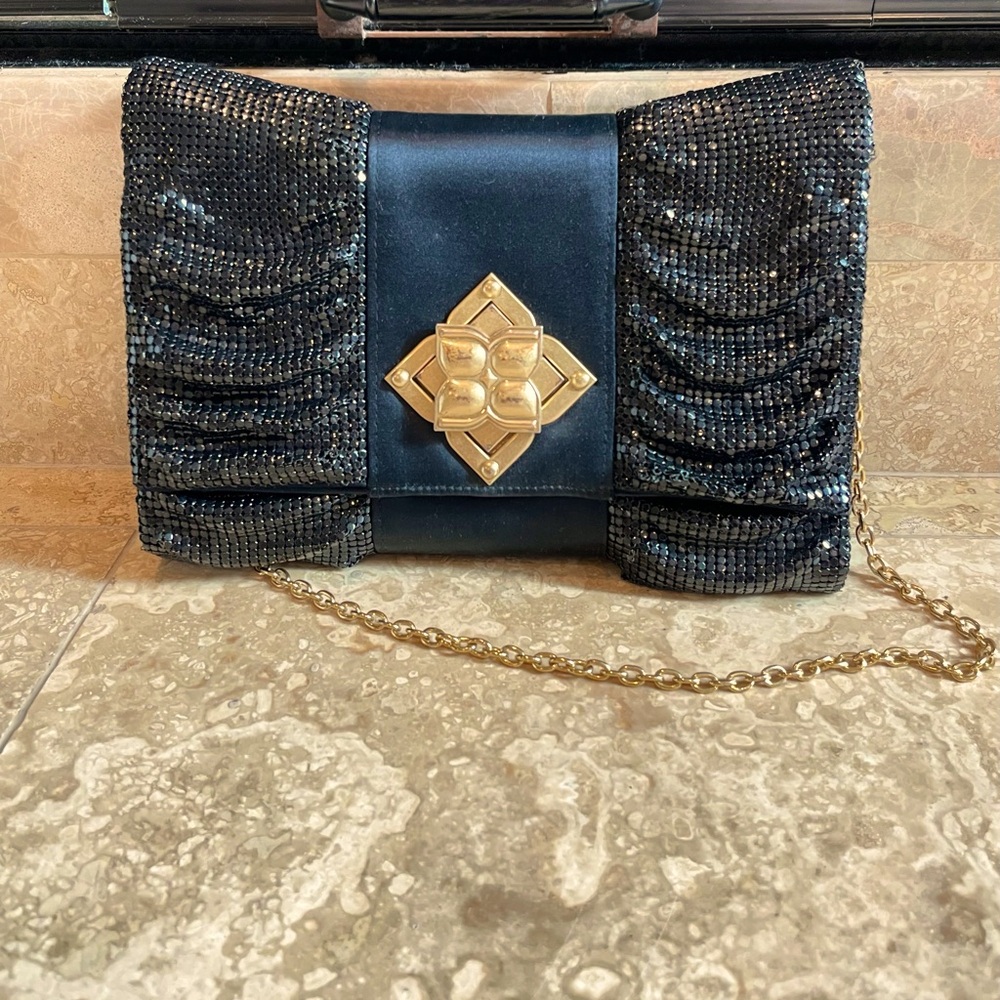 Women’s BCBGMAXAZRIA Hand Bag in Black